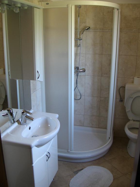 Guest House Caterina Porec Exterior photo